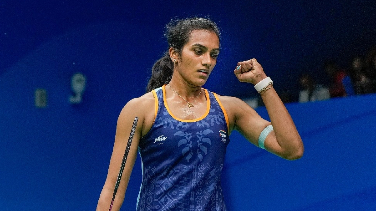 Malaysia Masters: PV Sindhu roars into final after beating Thailand's Busanan